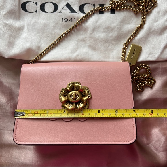 Coach mini bower crossbody bag with tea rose turnlock closure - Picture 3 of 7